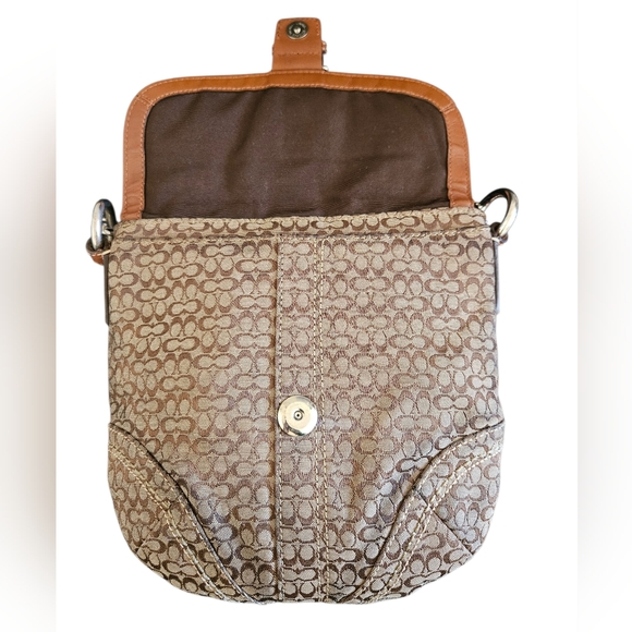 Vintage Coach Y2K Brown Mini C Signature Soho Buckle Crossbody Bag - Picture 3 of 12